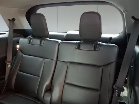 Used 2023 Ford Explorer XLT w/ Equipment Group 202A AWD/4WD image 10