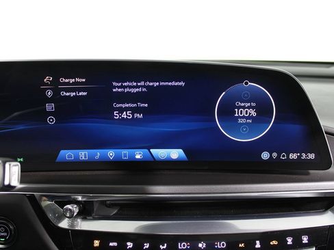 Used 2024 Cadillac Lyriq Tech RWD image 31