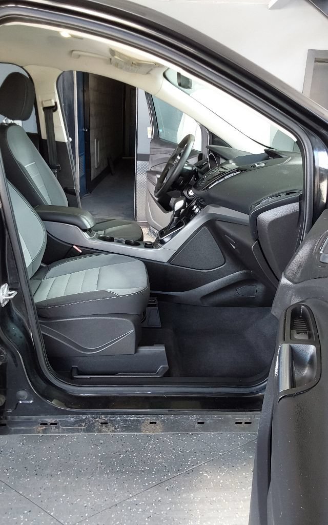 Used 2013 Ford Escape SE FWD image 13