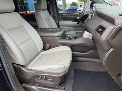 Certified 2024 Chevrolet Tahoe Z71 w/ Luxury Package image 21