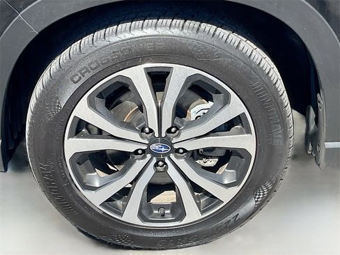 Used 2021 Subaru Forester Limited w/ Popular Package #3 image 33