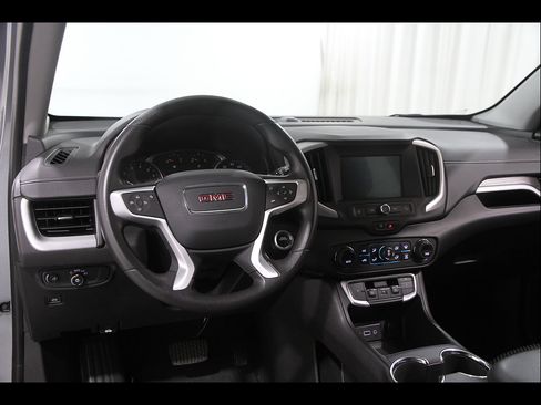 Used 2023 GMC Terrain SLE w/ Driver Convenience Package FWD image 6