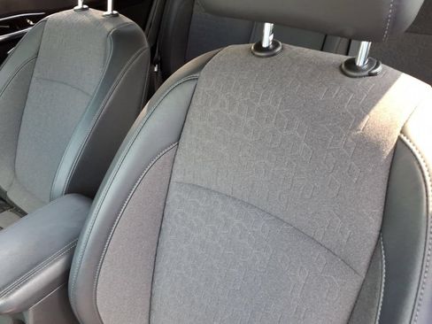 Used 2024 Kia Seltos S FWD image 6