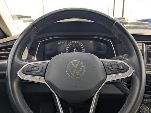 Used 2024 Volkswagen Jetta SE image 20