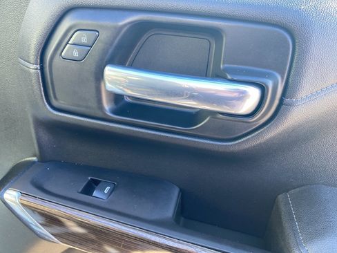 Certified 2021 Chevrolet Silverado 1500 LT Trail Boss w/ Convenience Package II image 14