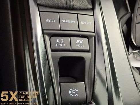 Certified 2025 Toyota Camry SE FWD image 28