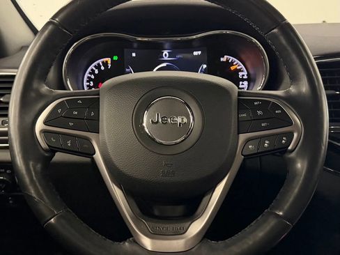 Used 2020 Jeep Grand Cherokee Limited w/ Premium Lighting Group AWD/4WD image 16