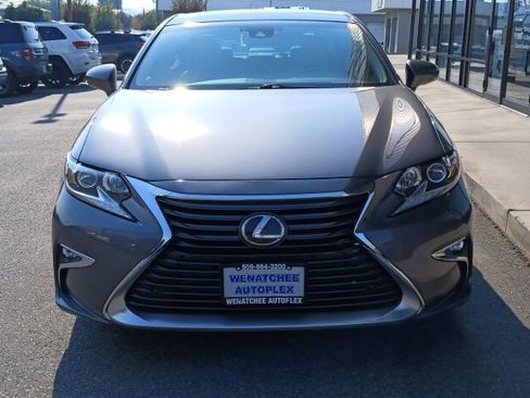 Used 2017 Lexus ES 350 image 3