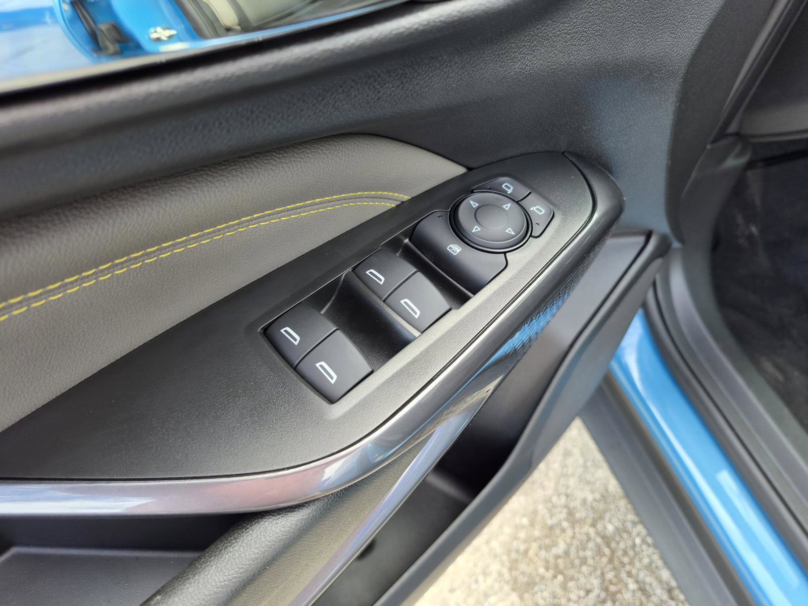 Used 2025 Chevrolet Trax ACTIV w/ Driver Confidence Package FWD image 19