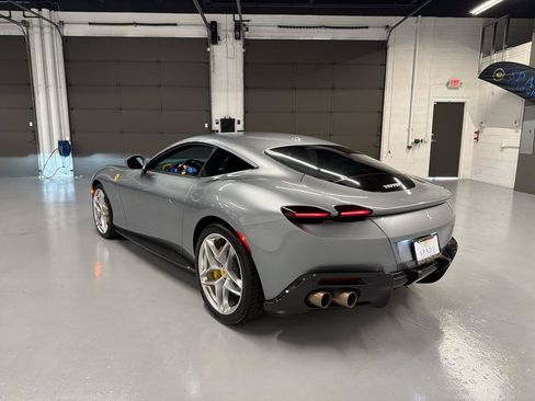 Used 2021 Ferrari Roma RWD image 6