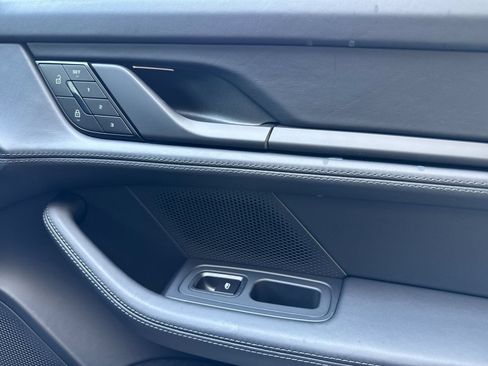 New 2026 Porsche Taycan 4S AWD/4WD image 19