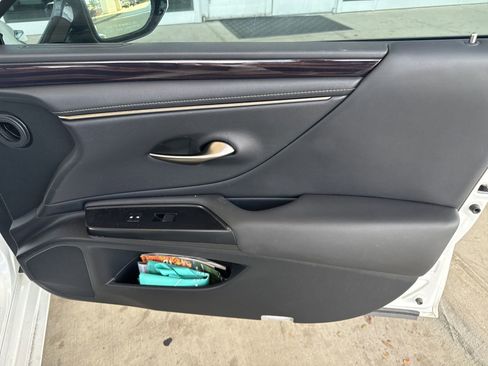 Used 2020 Lexus ES 350 w/ Premium Package FWD image 20