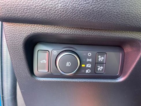 Certified 2025 Ford Ranger XLT w/ Equipment Group 301A High image 16