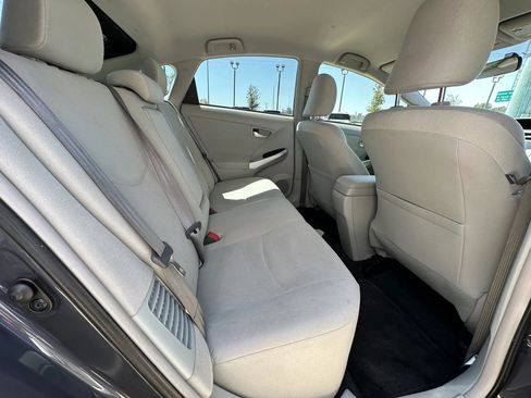 Used 2015 Toyota Prius Three FWD image 17