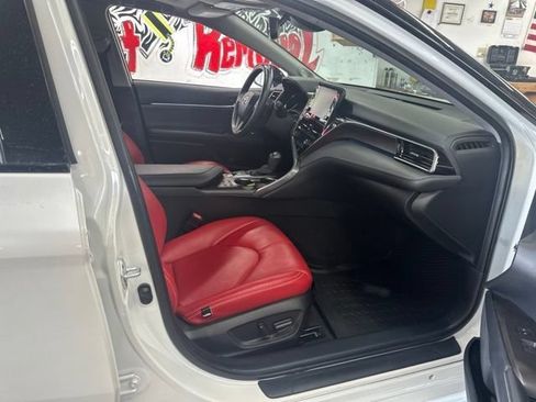 Used 2022 Toyota Camry XSE w/ Navigation Package FWD image 20