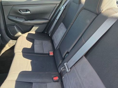Used 2024 Nissan Sentra SR FWD image 6
