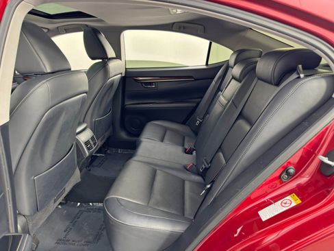 Used 2016 Lexus ES 350 Premium w/ Navigation System Package image 40