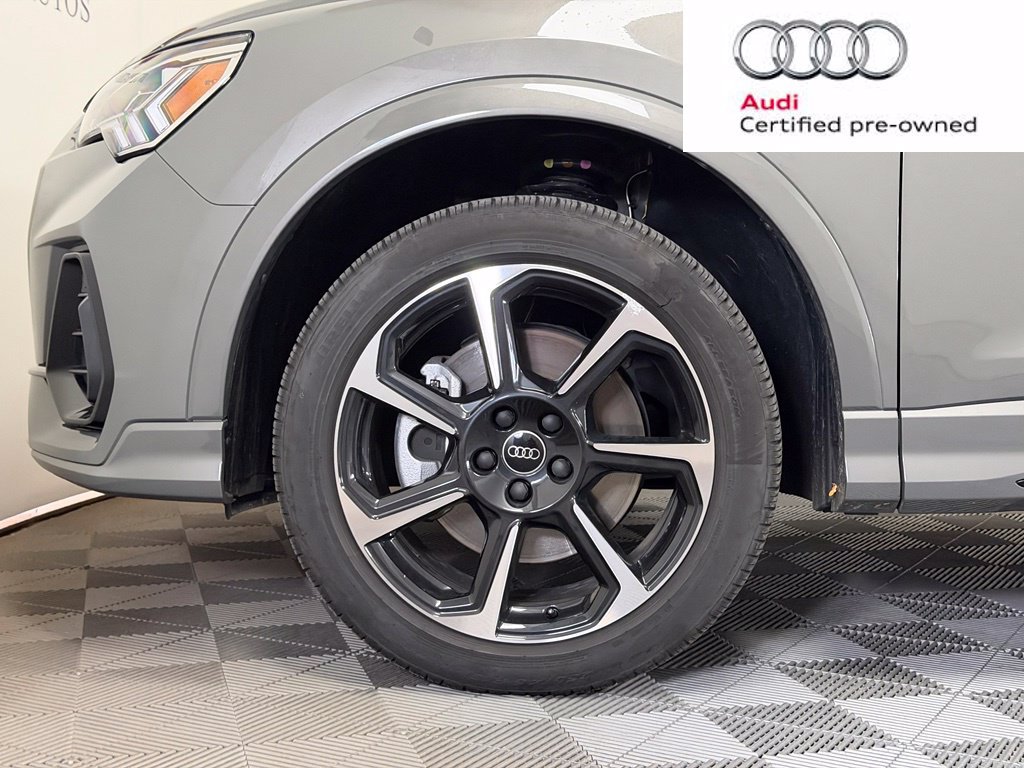 Certified 2025 Audi Q3 2.0T Premium Plus w/ Premium Plus Package AWD/4WD image 11