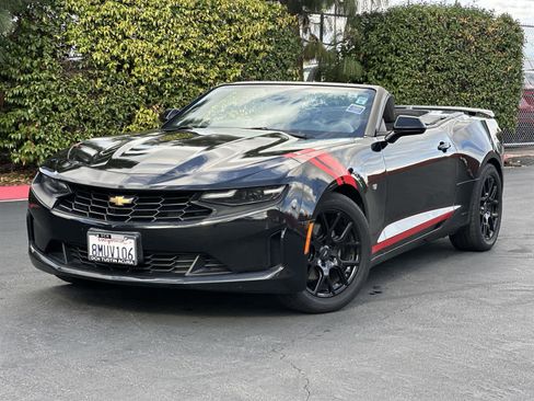 Used 2019 Chevrolet Camaro LT image 31