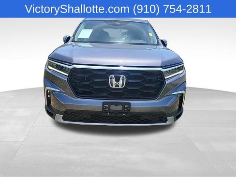 Used 2023 Honda Pilot EX-L image 3