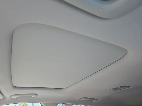 New 2026 Hyundai Kona Limited FWD image 17