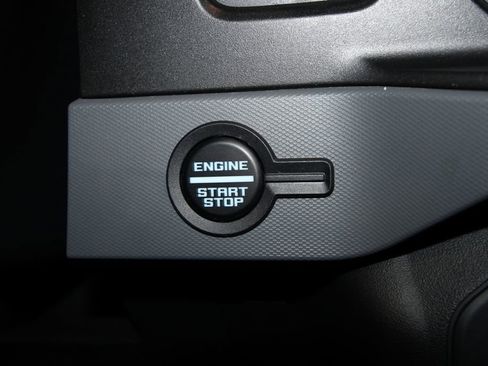 Used 2023 Ford Bronco Black Diamond image 12