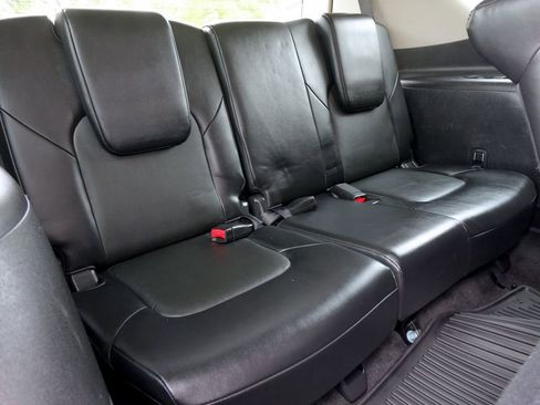 Used 2021 Nissan Armada SV RWD image 12