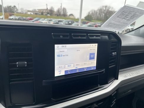 Used 2024 Ford F250 XL w/ XL Chrome Package image 26