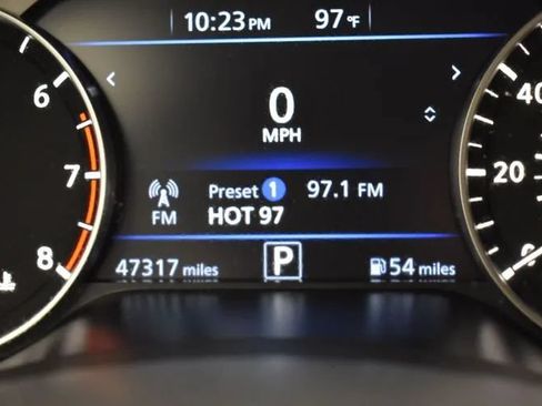 Used 2024 Nissan Altima 2.5 SV FWD image 27