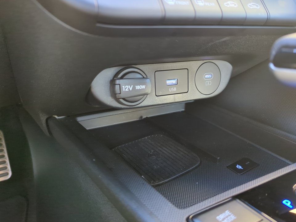 Certified 2026 Hyundai Elantra Sport FWD image 33