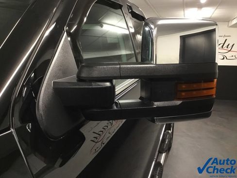 Used 2016 Chevrolet Silverado 2500 LTZ w/ Snow Plow Prep Package AWD/4WD image 22
