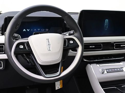 New 2026 Lincoln Aviator Reserve image 12