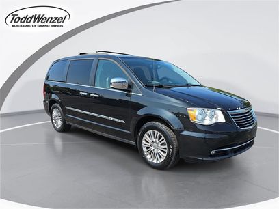Used 2016 Chrysler Town & Country Touring-L w/ Driver Convenience Group