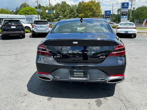 Used 2025 Genesis G70 2.5T image 2