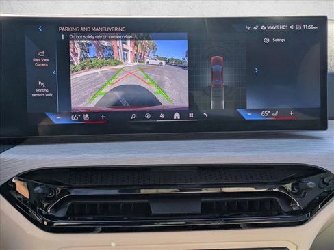 Used 2026 BMW 330i Sedan w/ M Sport Package image 14