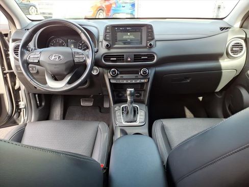 Used 2021 Hyundai Kona Limited w/ Cargo Package image 6