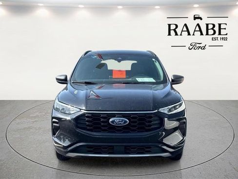 Used 2023 Ford Escape ST-Line w/ Tech Pack #1 AWD/4WD image 9