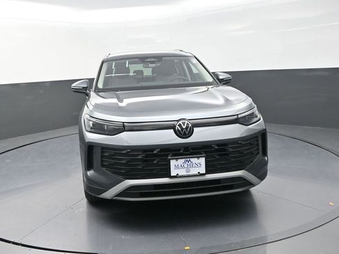 New 2026 Volkswagen Tiguan S AWD/4WD image 2