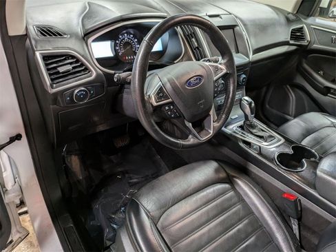 Used 2018 Ford Edge SEL w/ Equipment Group 201A image 11
