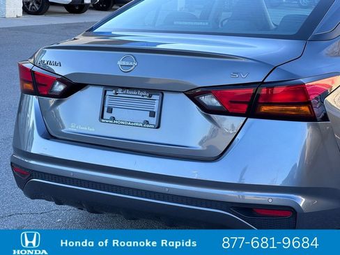 Used 2024 Nissan Altima 2.5 SV image 36