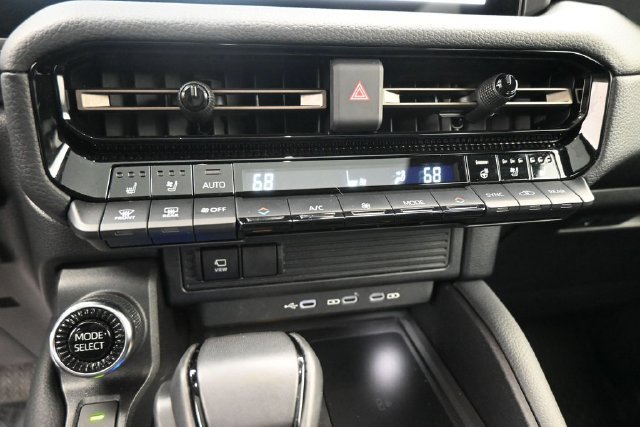 Used 2026 Toyota Land Cruiser w/ Premium Package AWD/4WD image 18