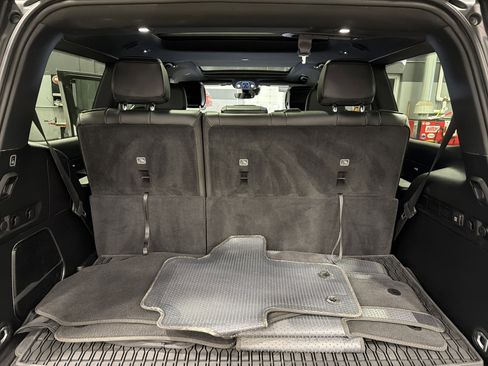 Used 2024 Jeep Wagoneer 4WD w/ Premium Group I image 22