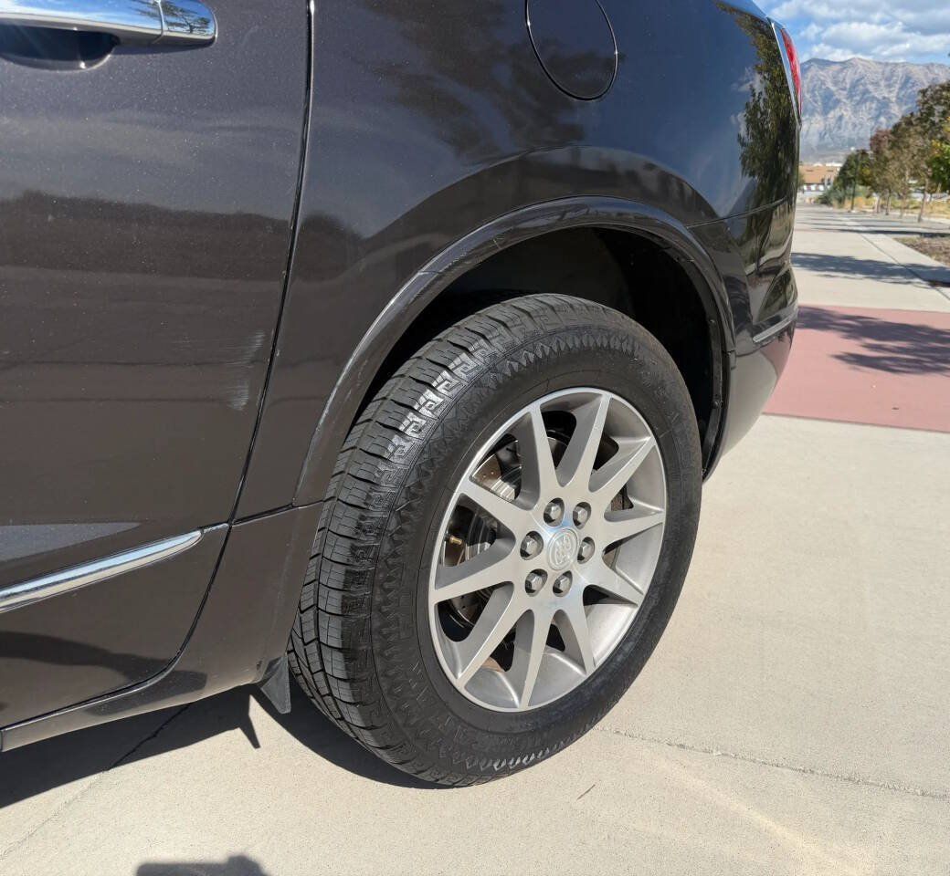Used 2013 Buick Enclave Leather AWD/4WD image 13