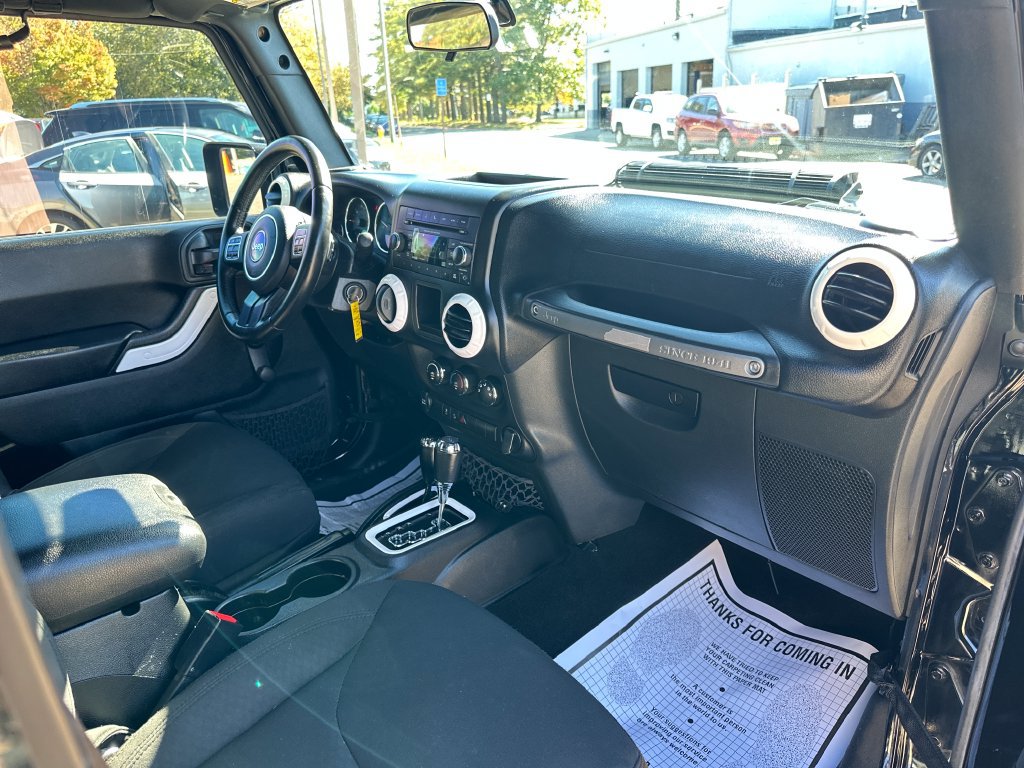 Used 2017 Jeep Wrangler Unlimited Sport w/ Connectivity Group AWD/4WD image 22