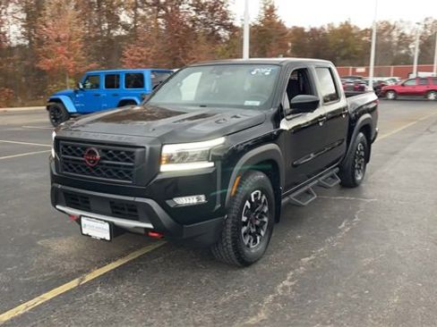 Used 2024 Nissan Frontier Pro-X w/ Pro Convenience Package image 3