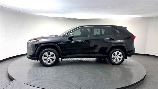 Used 2024 Toyota RAV4 LE FWD image 3