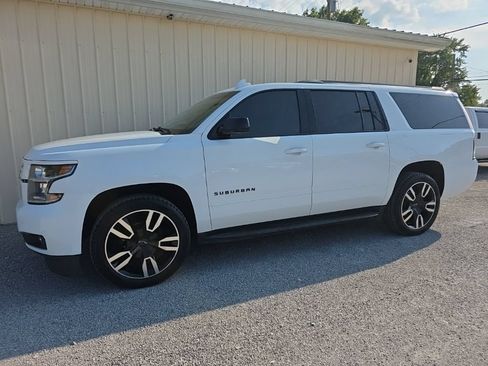 Used 2019 Chevrolet Suburban Premier AWD/4WD image 10