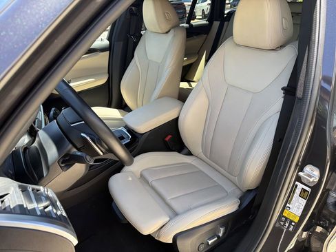 Used 2023 BMW X3 xDrive30i w/ Convenience Package AWD/4WD image 14