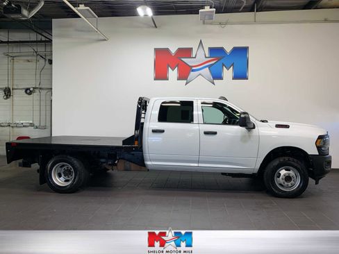 Used 2023 RAM 3500 Tradesman image 1