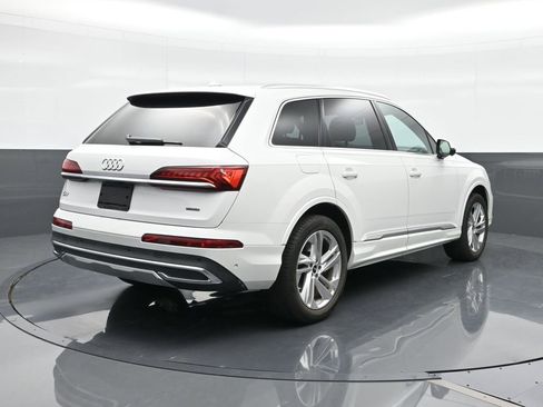 Used 2023 Audi Q7 3.0T Premium Plus AWD/4WD image 5